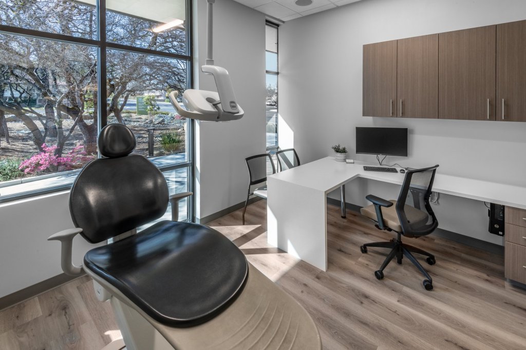 Auburn dental office